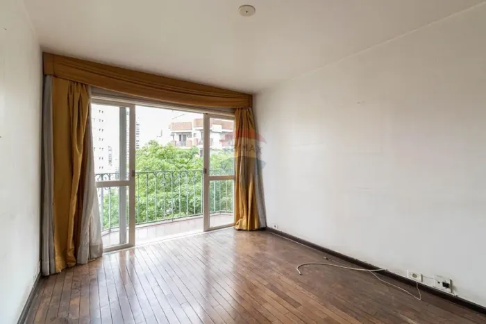 Vendo Apartamento aconchegante, 3 dorms. (1 suíte), 3 banheiros, 1 vaga, 98 m², Rua Capitã
