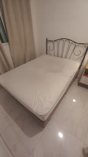 Doação de colchão casal padrão.
