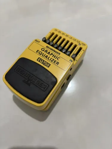 Pedal Behringer Graphic Equalizer - EQ700 