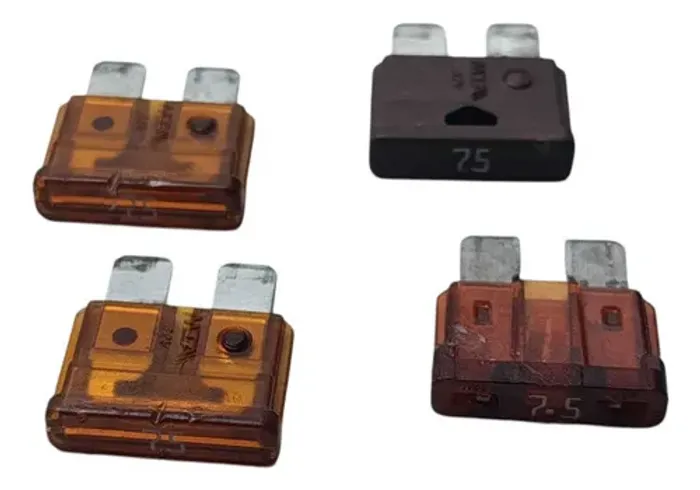 Kit 4  Modulo Fusíveis 7.5