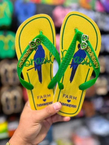 Chinelo Brasil Farm