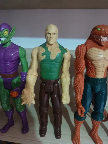 Lote com 3 bonecos originais marca Hasbro