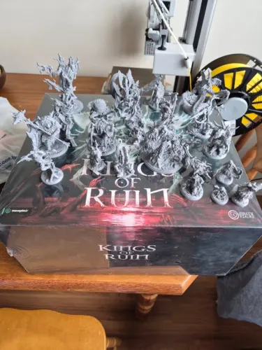 Tainted Grail: Monarcas da Ruína + Wyrd Encounters