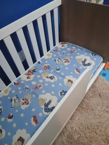 Cama berço montessoriana infantil