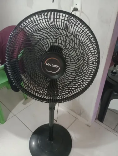 Ventilador de pé 