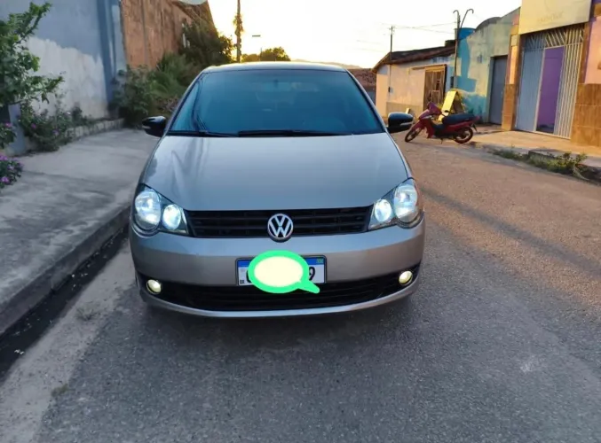 Volkswagen Polo 1.6 E-flex 8V 5P 2013