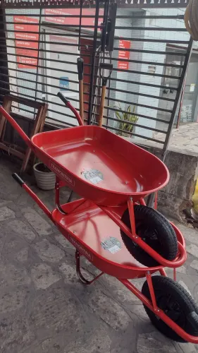 PROMOÇÃO: Carro de Mão Tramontina Vermelho