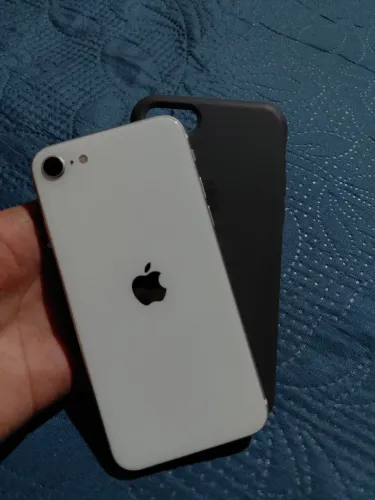 Iphone se 2020 de 128gb na cor branca