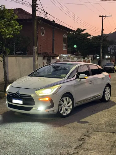 Citroen DS5 1.6 SO Chic Turbo 16V 5P Aut. 2015