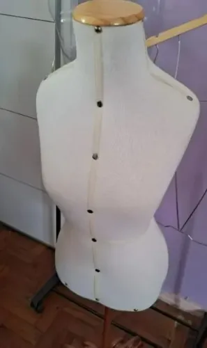 Manequim tamanho 36 - CATETE Rj