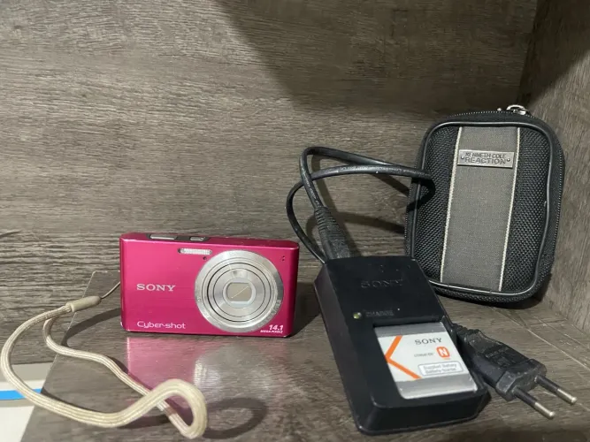 Câmera Sony Cyber-shot 14,1 MP + Carregador e Bateria Originais