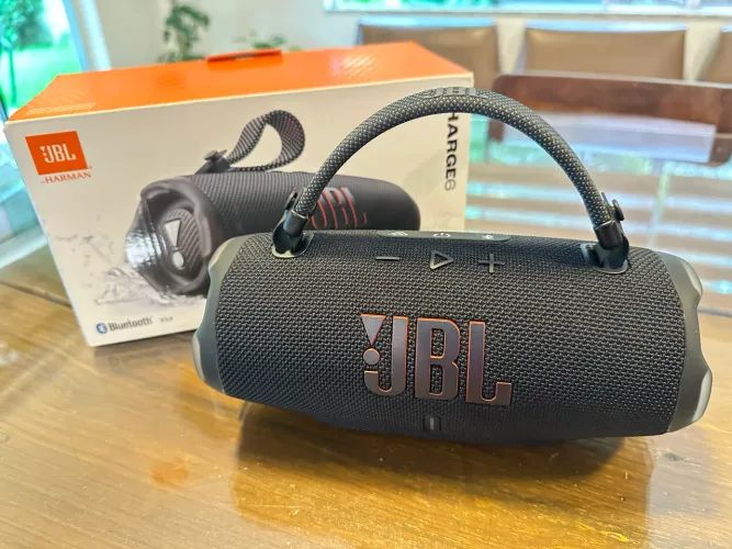 JBL CHARGE 6