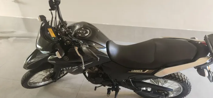 Moto Xtz 250cc impecável