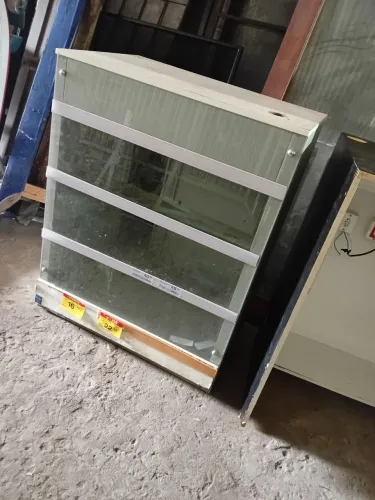 Balcão Expositor de Vidro Comercial