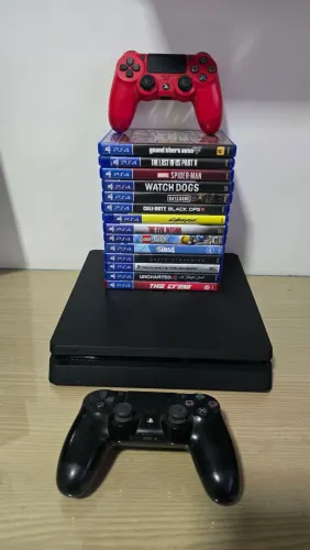PS4 slim HD 2tb