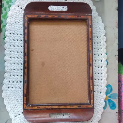 Bandeja Marchetaria Anos 40/50 ? 47×26 cm ? Peça de Época com Fundo