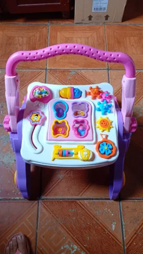 Carrinho e Andador para bebê - seminovo