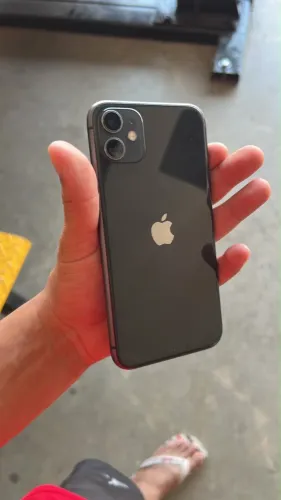 iPhone 11