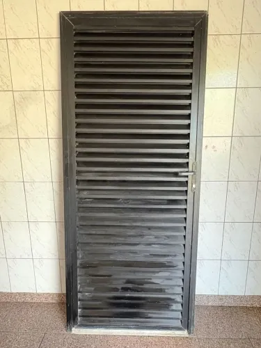 Portão em alumínio social