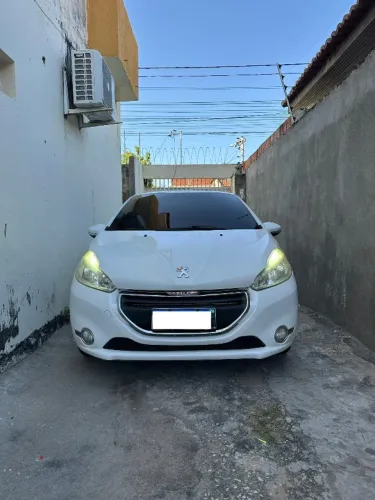 Peugeot 208 Active/active Pack 1.5 Flex 8V 5P 2014