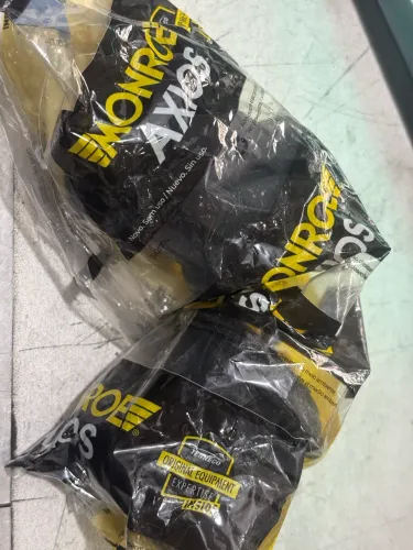 Buchas do eixo traseiro AXIOS 