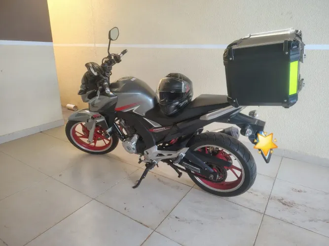 Moto muito boa