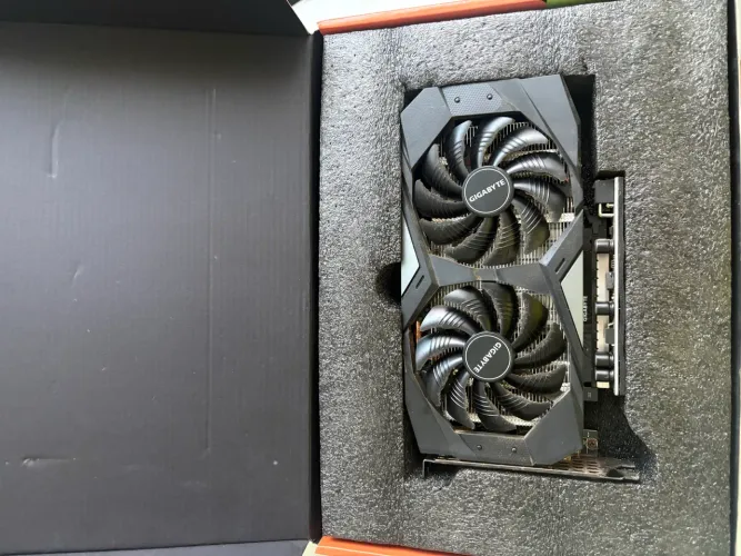 Placa de vídeo RTX 2060 6gb seminovo