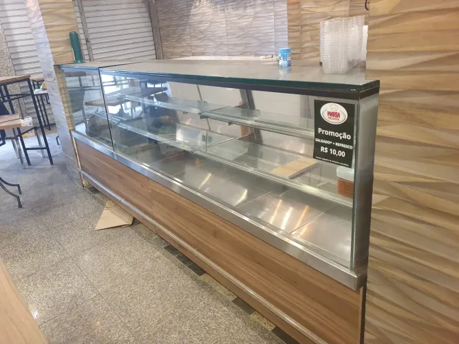 Expositor QUENTE ? E FRIO? - Carmine, excelente estado manutenção em dia