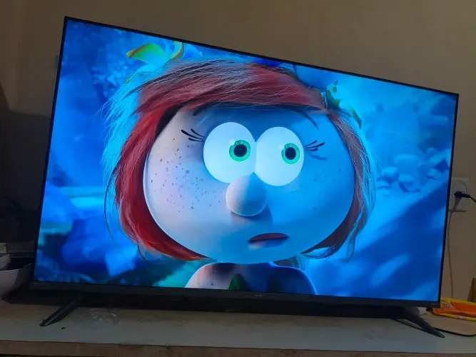 Tv Britânia 50 polegadas + Sofá retrátil 2 lugar + Armário de cozinha