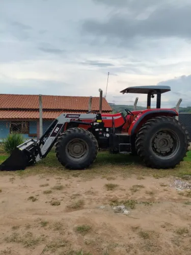 Trator Massey Ferguson 4292 - Com Concha/ Lâmina 