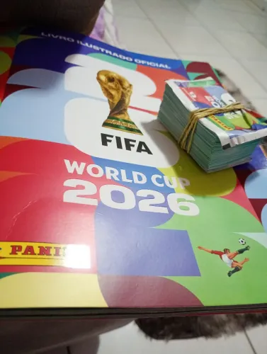 Vendo álbum da copa 2026
