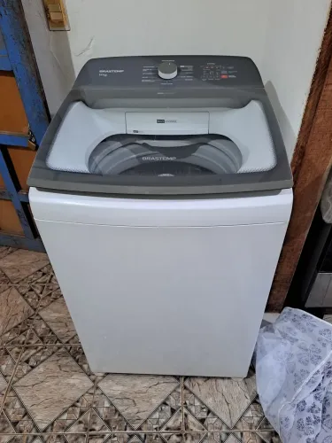 Linda e otima maquina faz tudo 14 kilos perfeitamente.