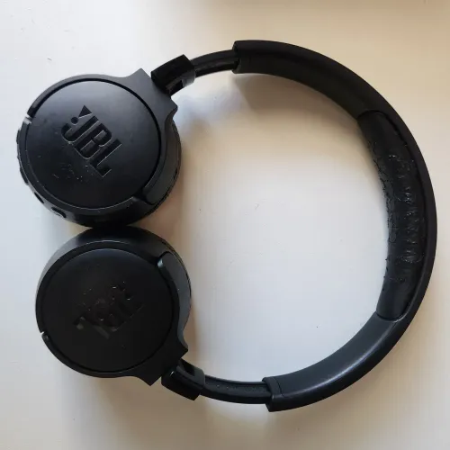 JBL 660nc com defeito para uso das peças
