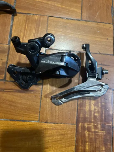 Câmbios Shimano Ultegra R-8000/FD-6800