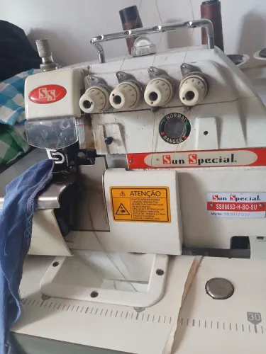Máquina de costura industrial interlock drive