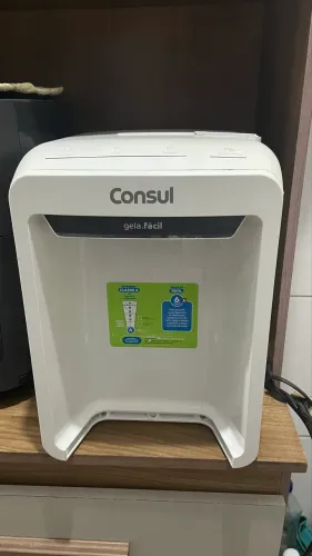 Purificador de água consul, funcionando perfeitamente.