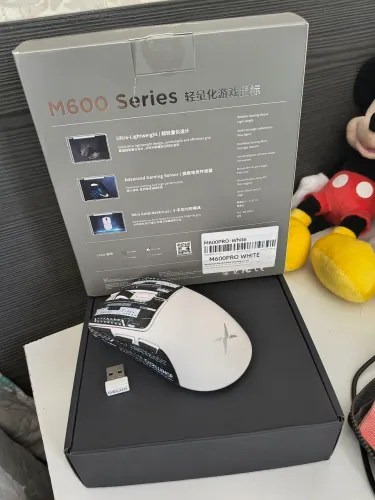 Mouse deluxe m600 pro