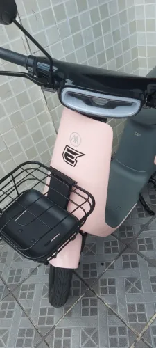 Moto elétrica aima