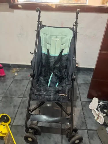 Carrinho de bebê voyage