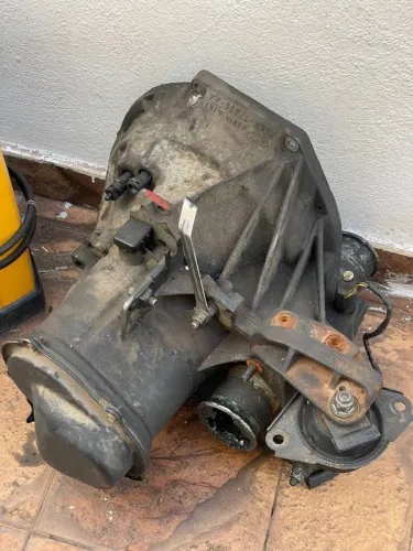 Cambio escort zetec rocam 1.6 8 válvulas 