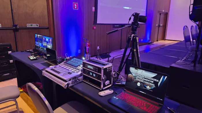 Som, projetor (data show), painel de led- Eventos Corporativos