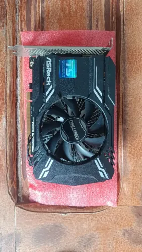 Placa de vídeo ASRock Rx 6400 4GB