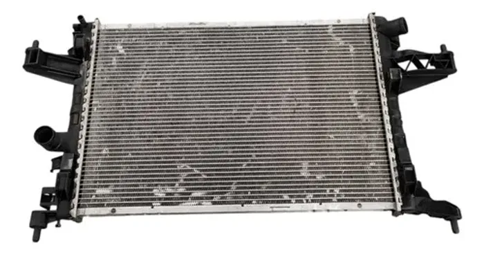 Condensador Radiador Gm Montana 1.4 2010 2011 2012