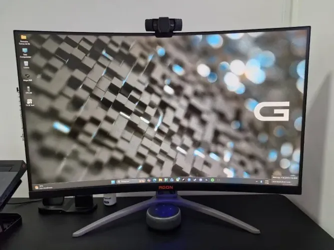 Monitor Gamer AOC Agon 31,5 Curvo 165Hz + Suporte ELG F80N