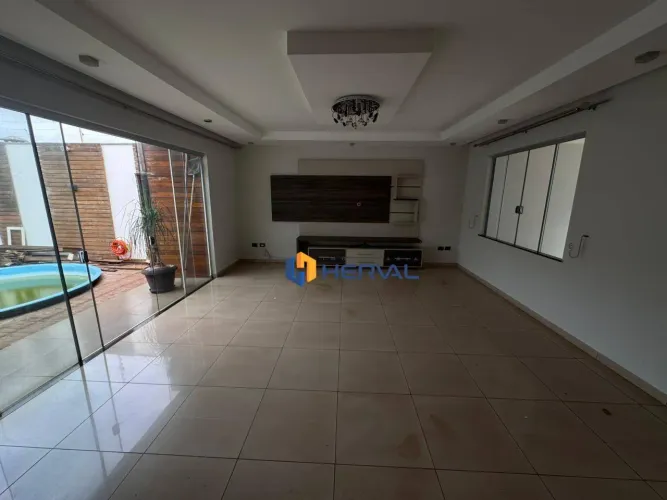 Casa com 3 quartos à venda, 204 m² por R$ 1.100.000 - Jardim Fregadolli - Maringá/PR