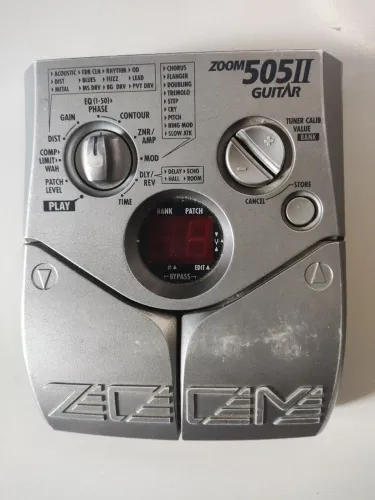 Pedaleira Zoom 505 II Guitar - Clássica, Compacta e Funcional