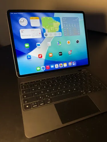 iPad Air M3 13 Polegadas + Teclado 128GB - Garantia Apple