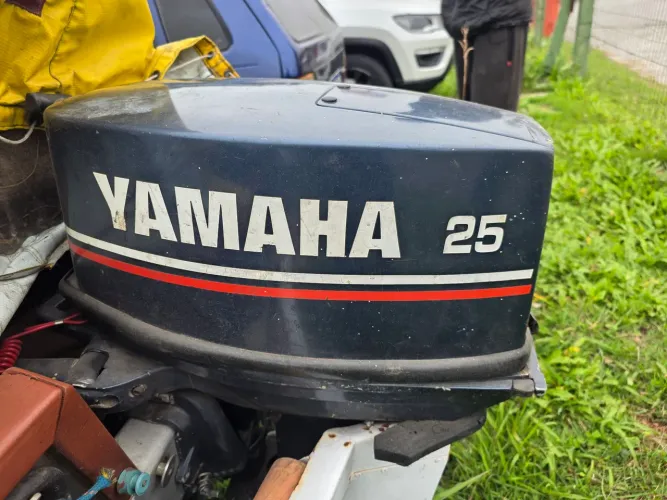 Motor popa yamaha 25, aceita proposta de moto na troca