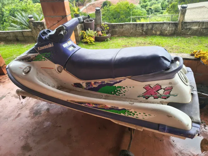 Jetsky Kawasaki xi 750 com trim
