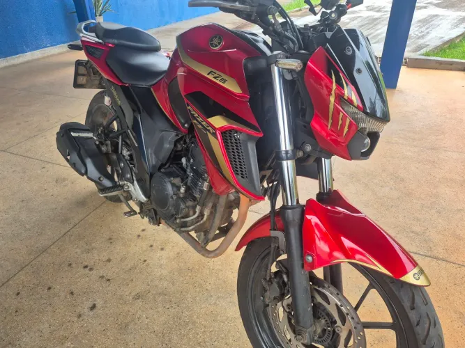 Moto Fazer 2022 250